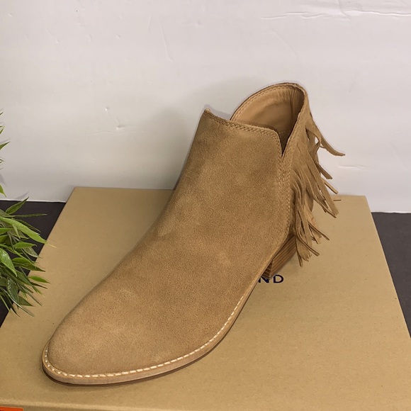 Lucky Brand Womens Freedah Closed ToeAnkle Chelsea - Picture 5 of 14